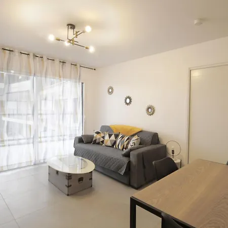 Charming 2 300m Walk From Du Bourget! * Le Bourget-du-Lac